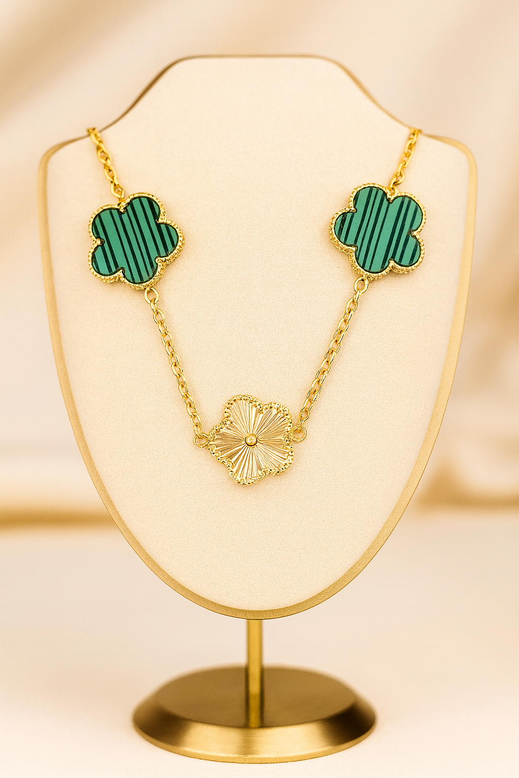 Collier Amira